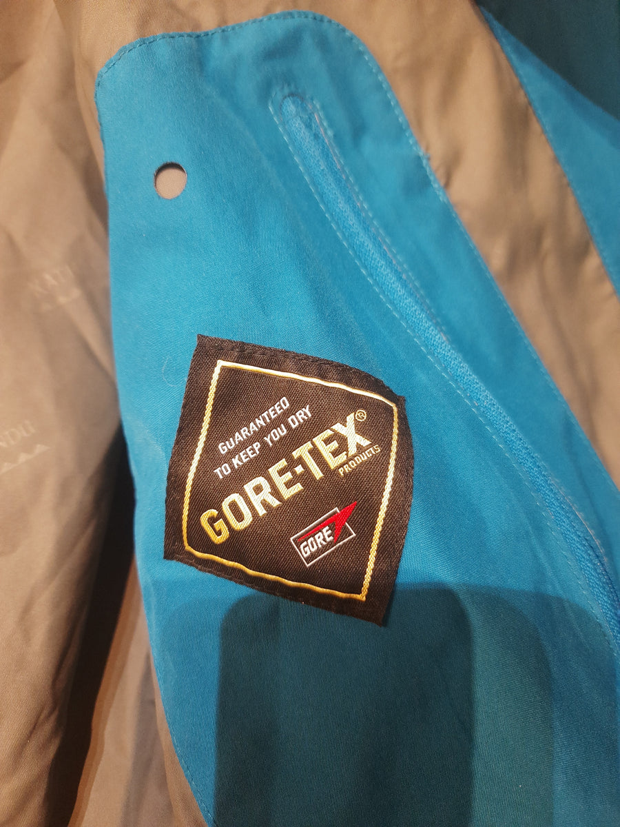 Kathmandu Gore Tex Waterproof Mens/Womens Jacket Size S – Yesterdays ...