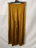 Cue Womens Pants Size 10