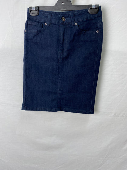 Now Womens Skirt Size 8