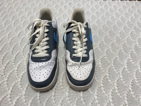 Nike Mens Shoes Size US 8