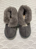 UGG Unisex Shoes Size 1-2