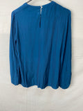 Cue Womens Top Size 6