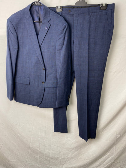 Van Heusen Mens Jacket Size 108ST and Pants 100 Reg