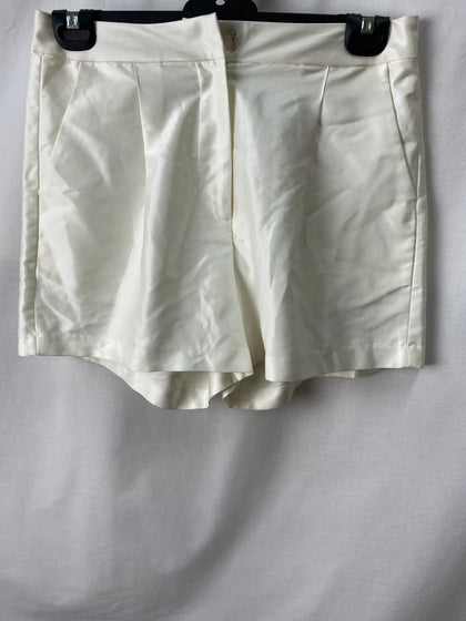 Elliatt Womens Shorts Size L