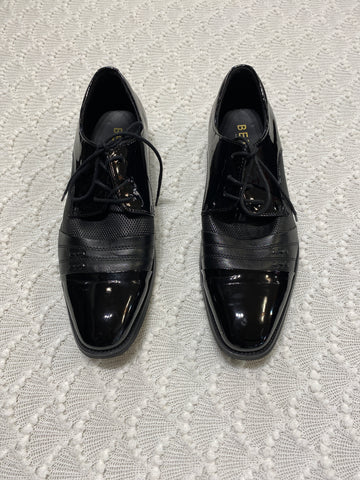 Betts Mens Shoes Size 9