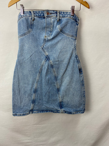 Zara Womens Strapless Dress Size S (measures 38m across chest, 34cm across waist, 62cm long)