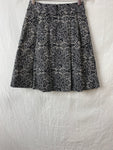 Review Womens Skirt size 6