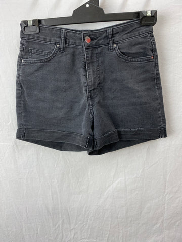 H&M Womans Shorts Size US 6