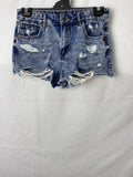 Made for a restless Generation Womens Shorts Size 10