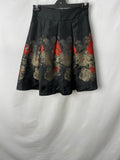 Review Womens Skirt Size 8