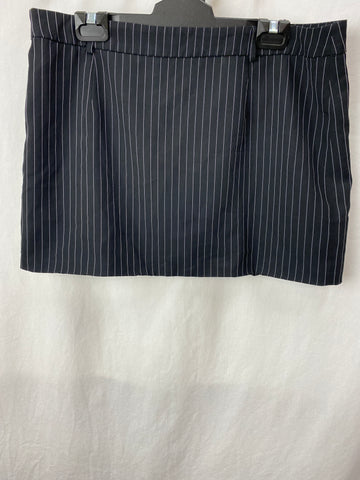 Image for Beginning Boutique Womens Skirt Size 14