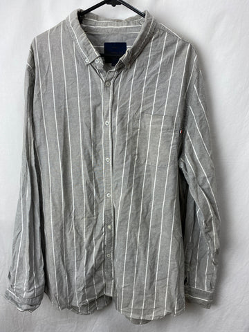 Image for Classic Fit Mens Shirt Size XXL