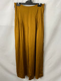 Cue Womens Pants Size 10