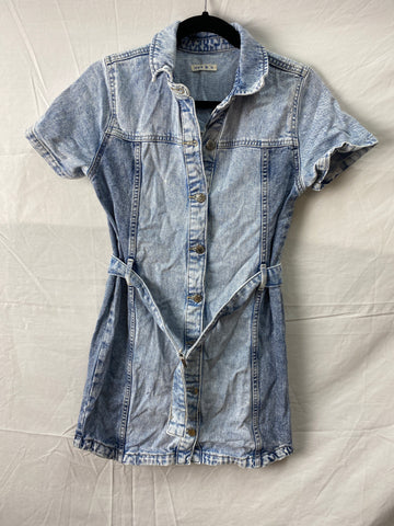 Target Denim Girls Dress Size 14 – Yesterdays Thrift Shop