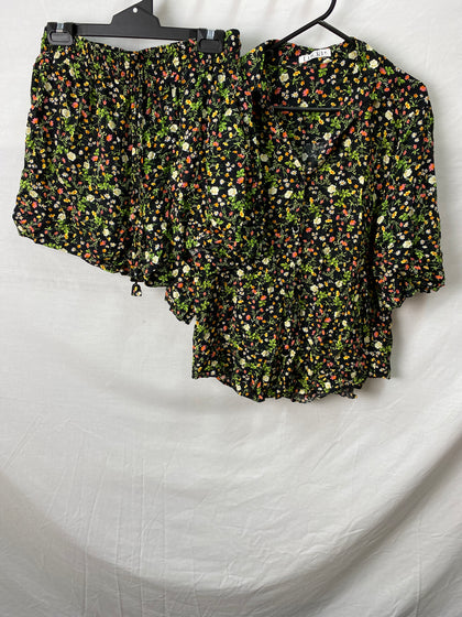 Lucia Womens Shorts and Top Size M