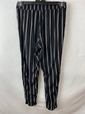 Image for H&M Divided Womens Pants Size US 6