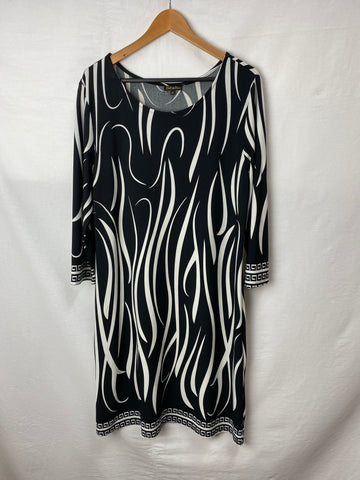 Image for Holly & Beau Womens Dress Size 16