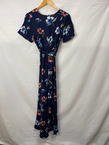 Image for Lara Womens Dress No Size Measures 40cm across shoulders, aprox 32cm across waist, 145cm long down back