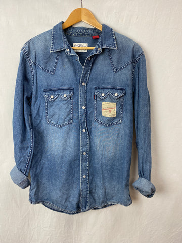 Image for Levi Strauss and Co. Unisex Top Size M