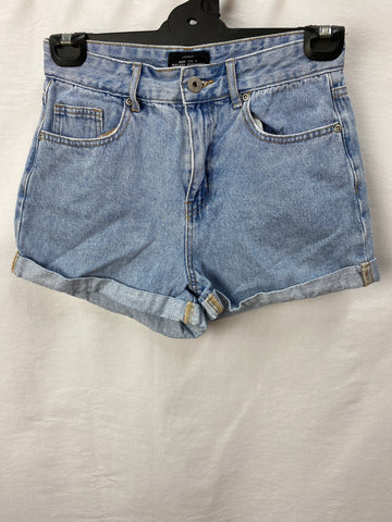 Image for Made for a Restless Generation Womens Shorts Size 8