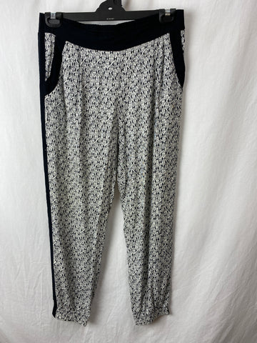 Image for Millers Womens Pants Size 14