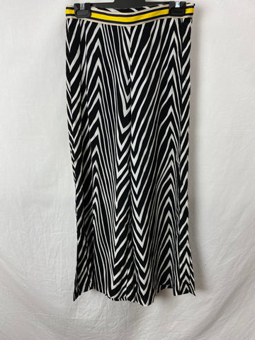 Image for Moma Womens Pants Size 36