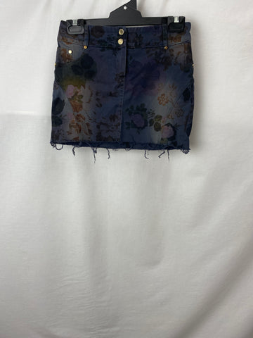 Image for New Life Style Womens Skirt Size 36 (measures 35cm across waist)
