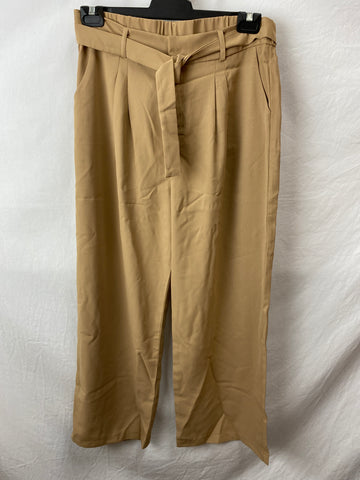 Image for No Brand Womens Pants Size 3XL