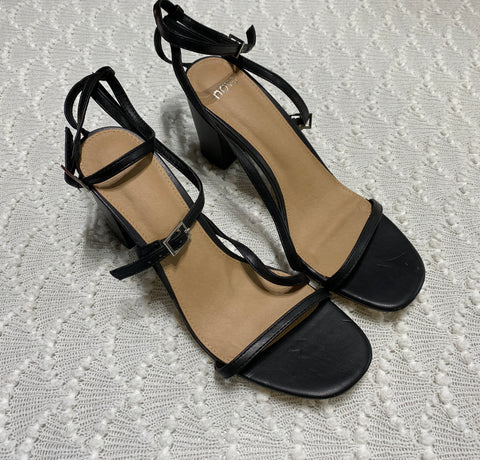 Image for Novo Womens Shoes Size 10