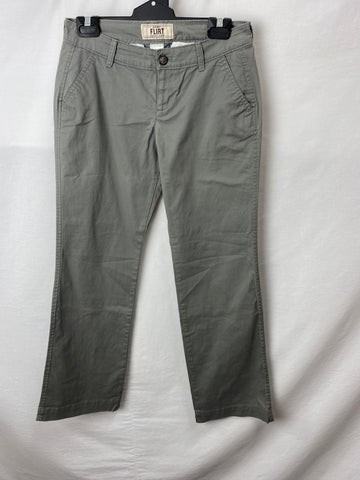 Image for Old Navy Womens pants size 2 Petite (measures 37cm across waist)