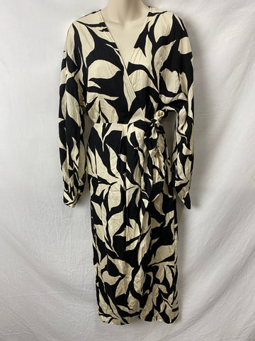 Image for & Other Stories Womens Dress Size AUS 6 BNWT