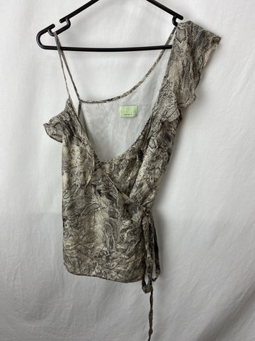 Image for Review Womens Top Size 8
