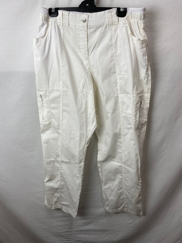 Image for Sara Womens Pants Size 22 BNWT