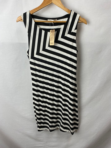 Image for Temt Womens Dress Size M BNWT