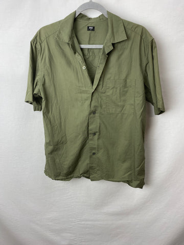 Image for Uniqlo Mens Shirt Size XS