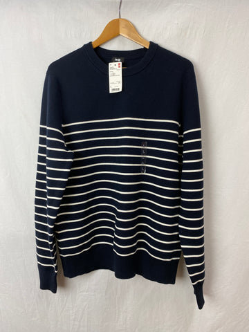Image for Uniqlo Unisex Jumper Size L