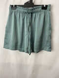 Image for Uniqlo Womens Shorts Size M