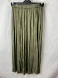 Image for Urban Research Womens Skirt Size 38 F