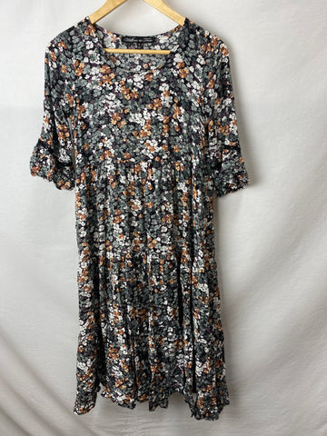 Image for Willow Tree Womens Dress Size 8
