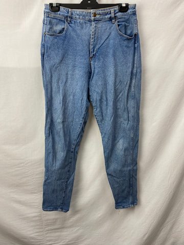 Image for Wrangler Womens Pants Size 14