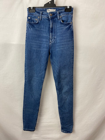 Image for Zara Womens Pants Size USA 2