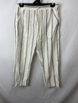 Image for Zoe Kratzmann Womens Pants Size 2