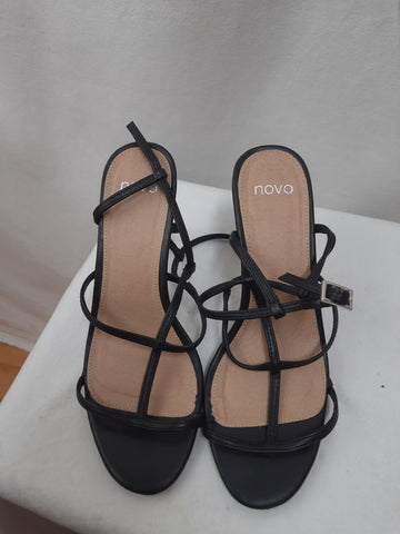 Novo Womens Shoes Size 5